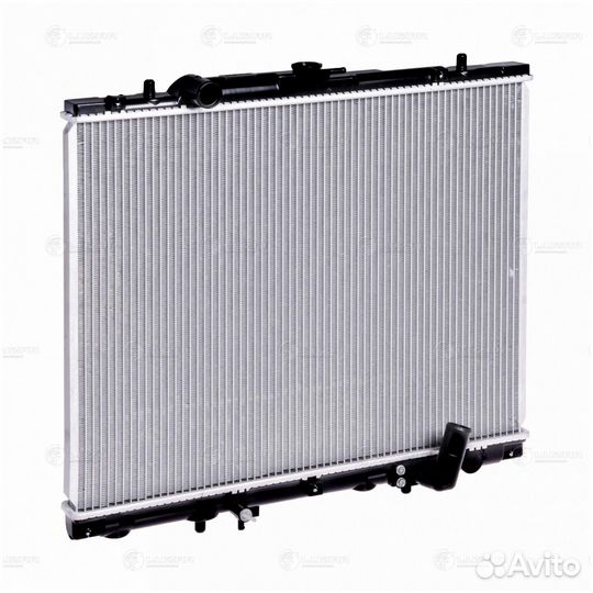 Радиатор охлаждения двигателя Mitsubishi Pajero Sp