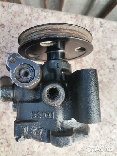 Гидроусилитель руля насос, форсунки, рампа, ролик