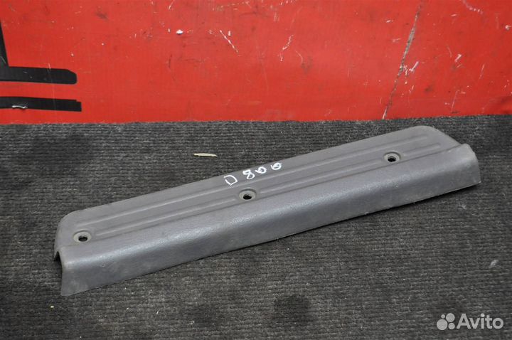 Накладка на порог задняя левая mitsubishi pajero