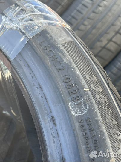 Charmhoo Sports T1 235/40 R19 96Y