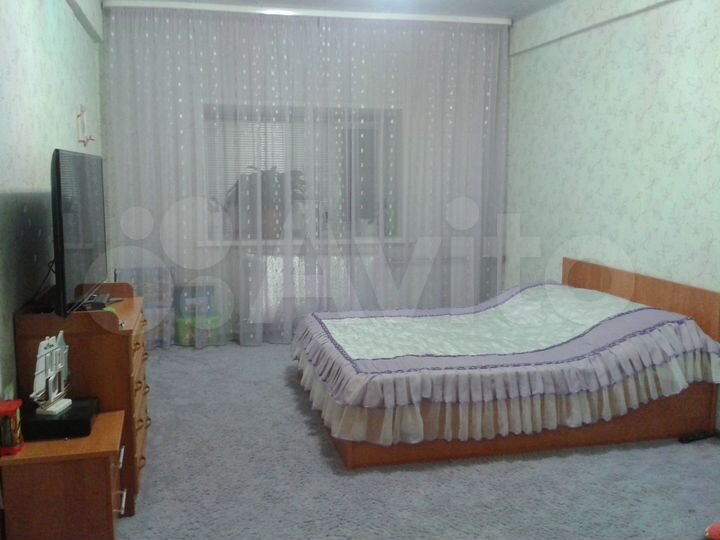 2-к. квартира, 70,4 м², 2/3 эт.