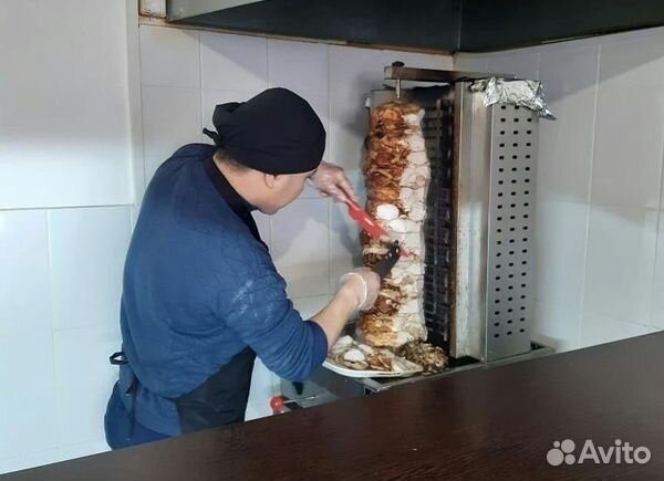 Пекарня/шаурма в густонаселенном районе