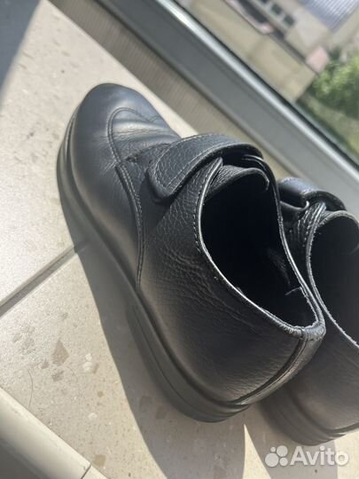 Кожанные туфли 32 размер