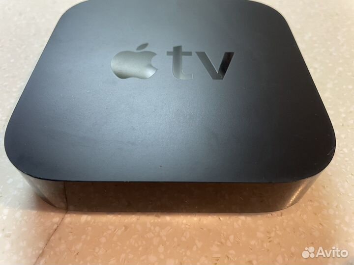 Тв приставка Apple TV