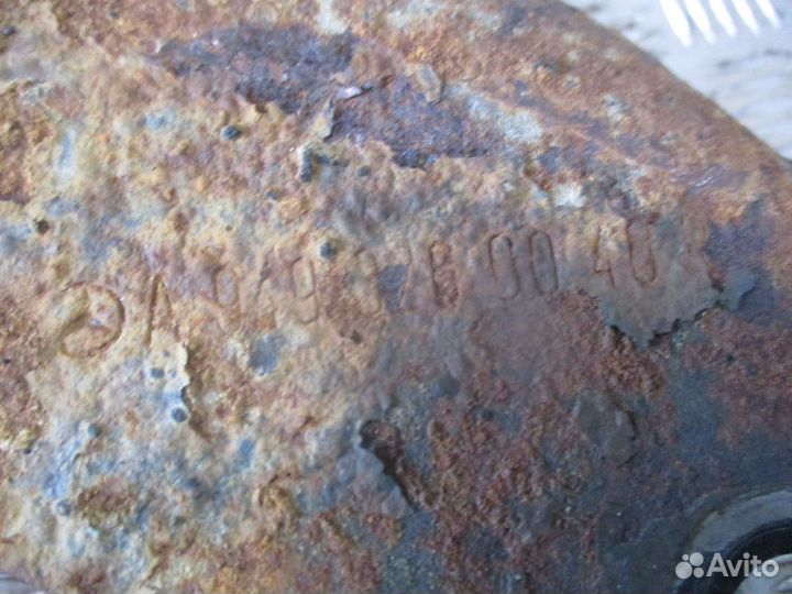 Кронштейн амортизатора Mercedes-Benz A9493280040