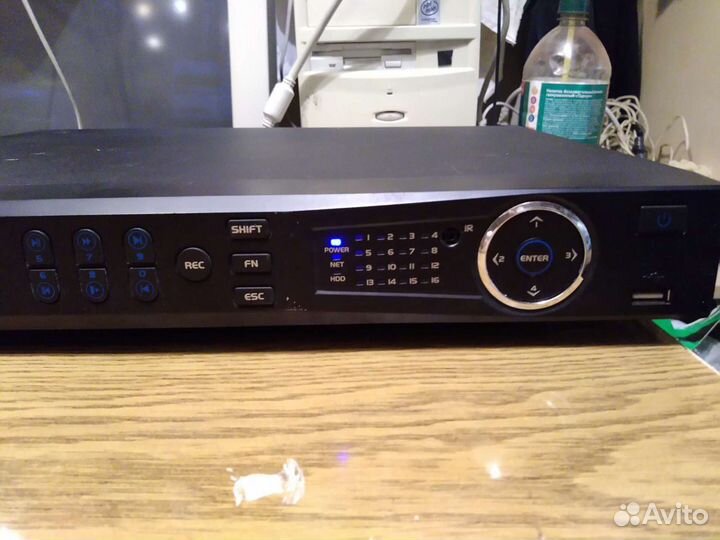 Видеорегистратор охраны на 16 камер RVi-R16LA