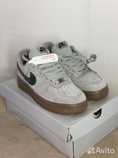 Кроссовки Nike 39