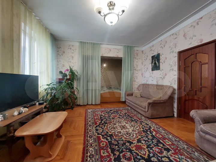 2-к. квартира, 72 м², 3/4 эт.