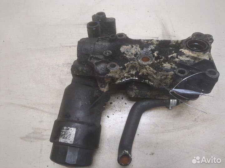 Корпус масляного фильтра Mercedes C W205, 2014