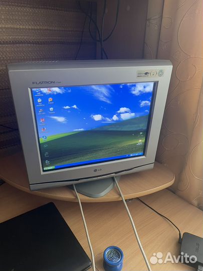 Клавиатура, монитор, калонки, клавиатура