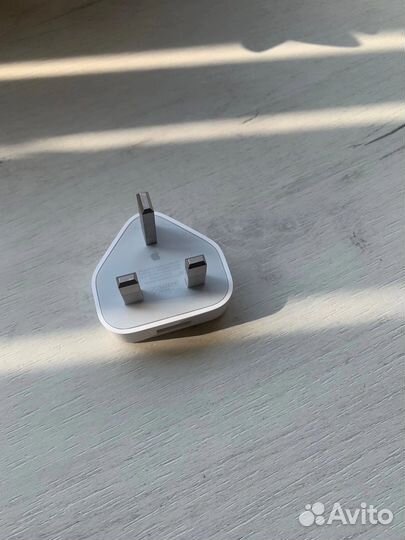 Кабель для зарядки iPhone
