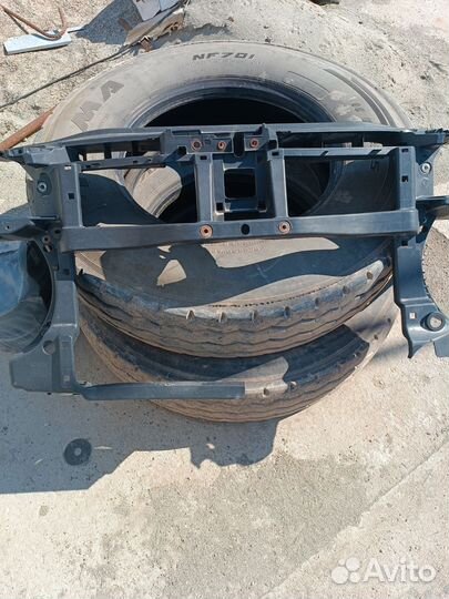 Телевизор VW passat B6 битый