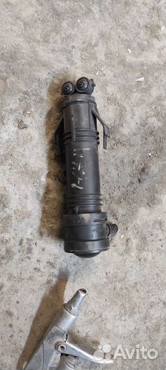 Форсунка омывателя фар VW tiguan