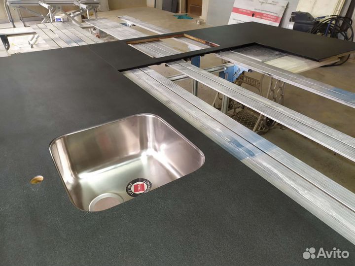 Резка плитки и керамогранита