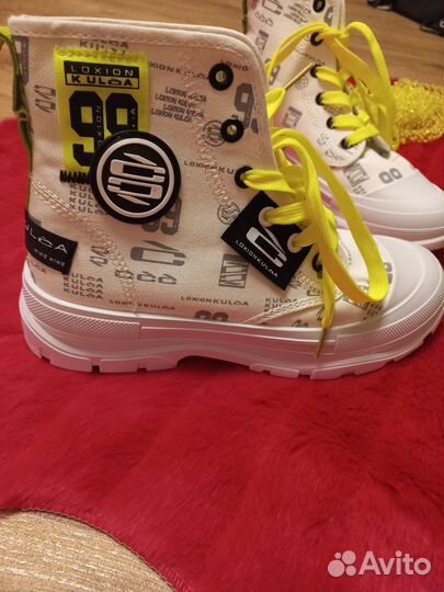 Продаю ботинки джинсовые 38 размер