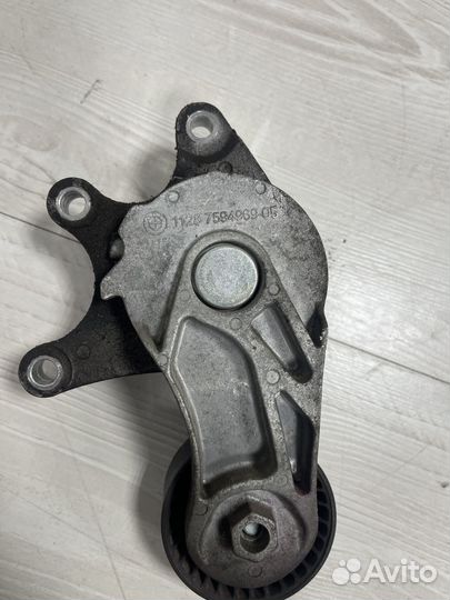 Натяжитель ремня с роликом бмв BMW F10 F20 F30