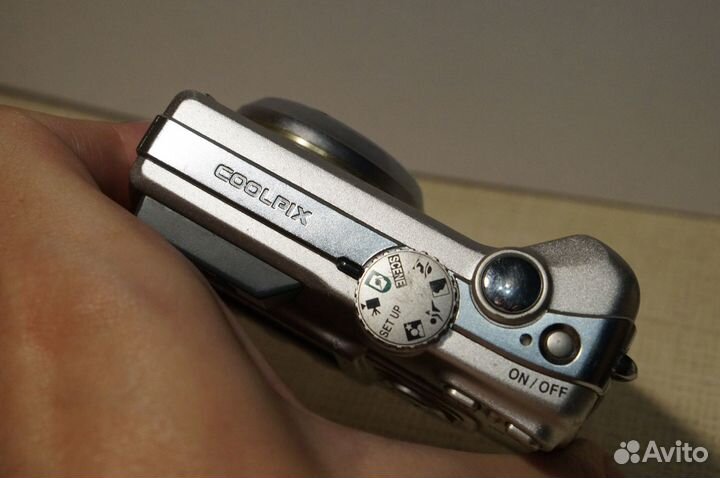 Nikon Coolpix 4200