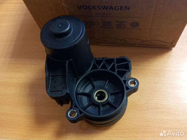 Мотор суппорта заднего правого