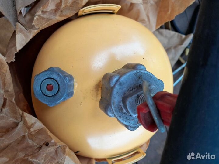 Опрыскиватель садовый ручной опр 3. Новый. 8л