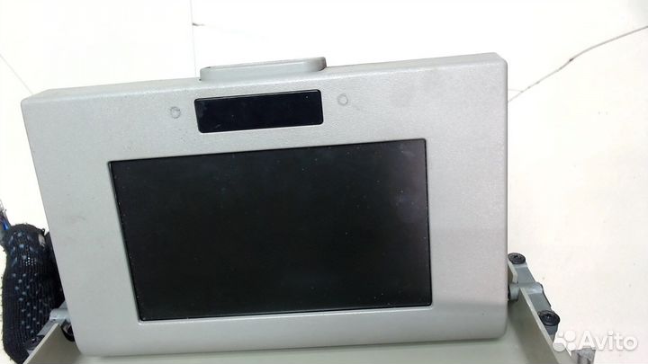 Дисплей мультимедиа Nissan Armada, 2004