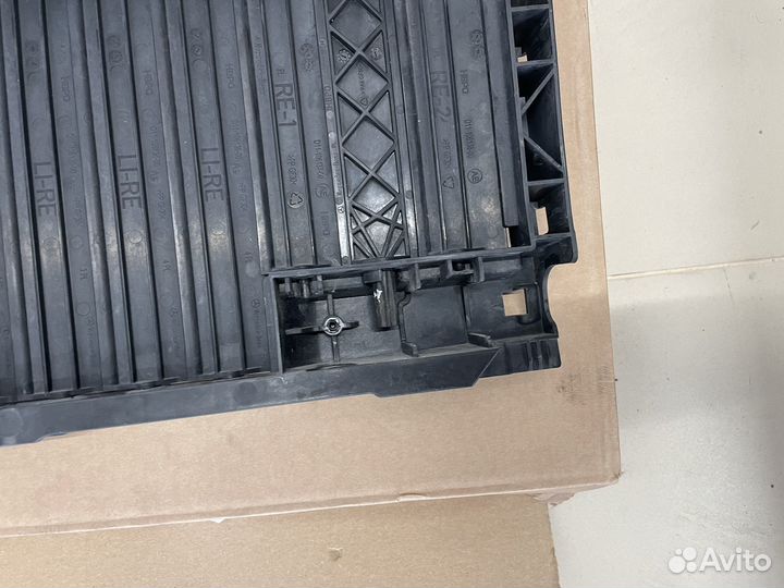 Воздуховод радиатора w223