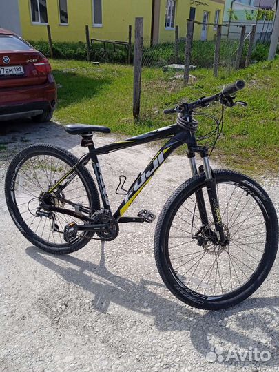 Горный велосипед fuji