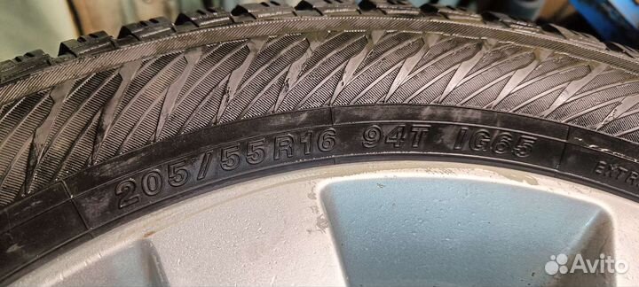 Yokohama Ice Guard IG65 205/55 R16