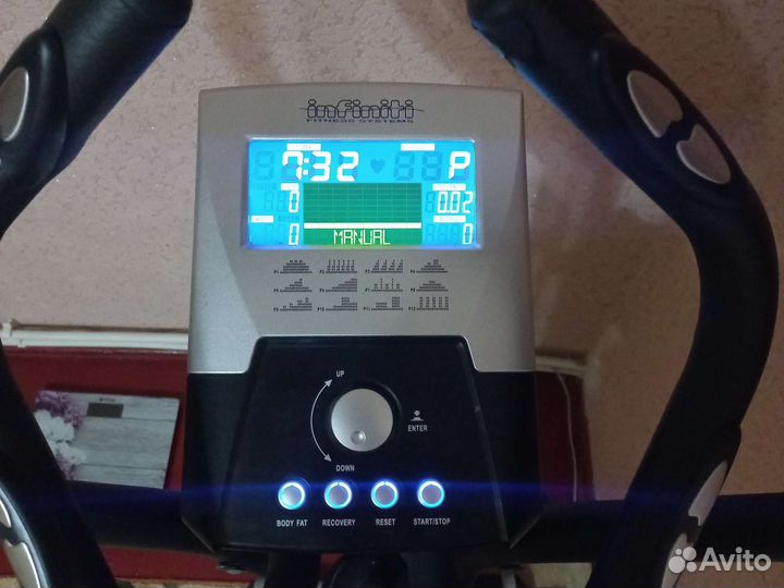 Эллиптический тренажер