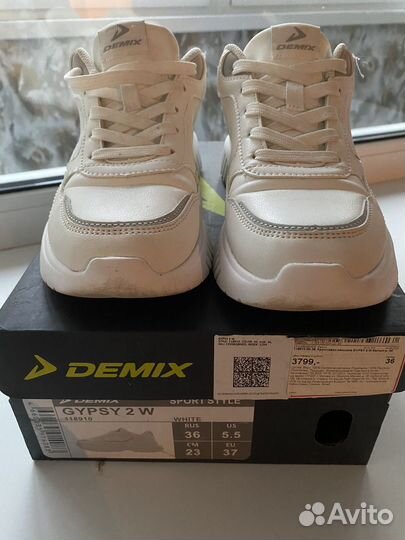 Кроссовки demix