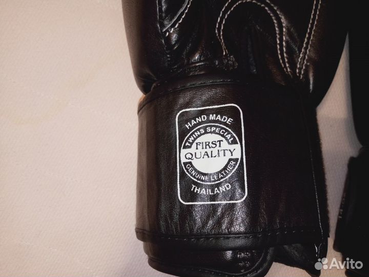 Перчатки боксёрские