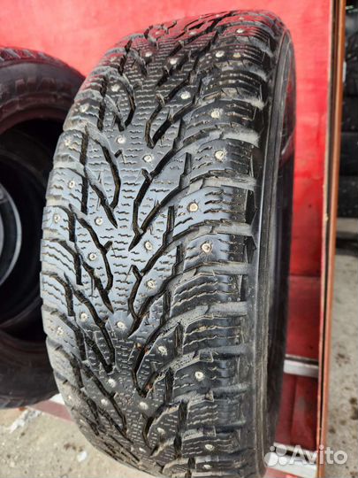 Nokian Tyres Hakkapeliitta 9 SUV 215/65 R16