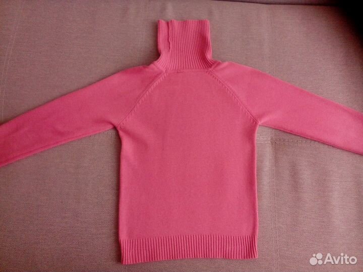 Свитер розовый с белыми сердечками