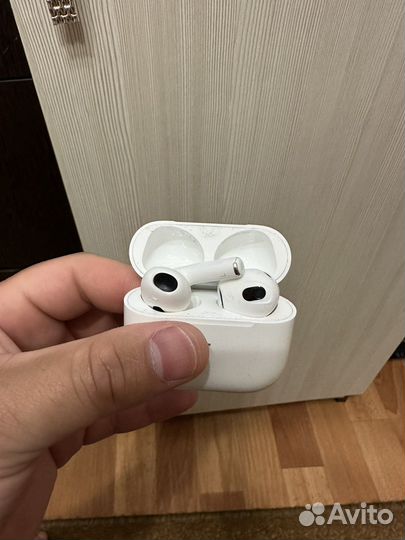 AirPods 3