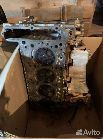 Головка блока цилиндров mercedes om651