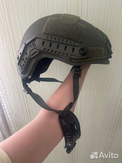 Военный шлем тактический