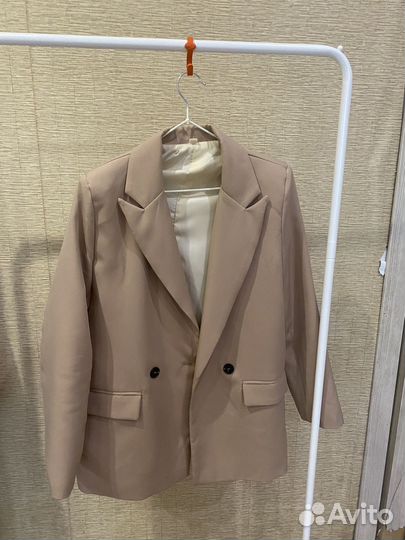 Пиджак женский