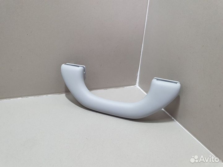 Ручка потолочная передняя Skoda Fabia 2