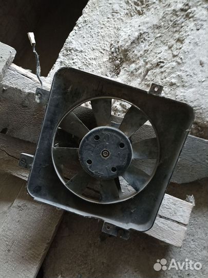 Вентилятор охлаждения радиатора