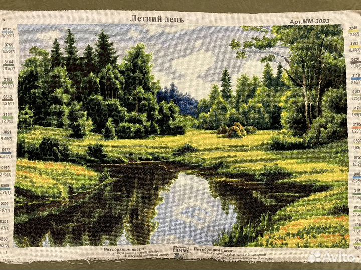 10 вышитых крестиком картин