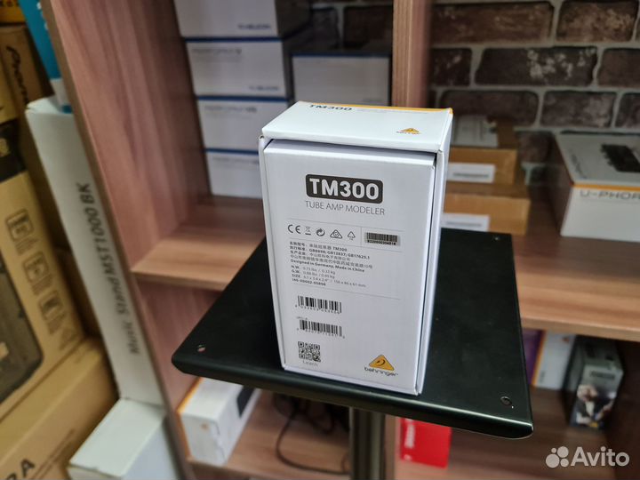 Behringer TM300 педаль эффектов Новая