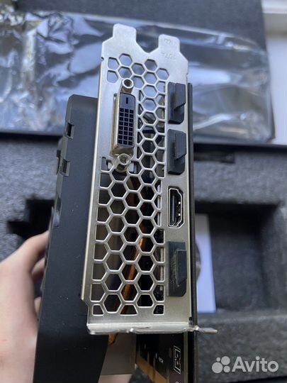 Видеокарта gtx 1080 OC Super jetstream 8gb