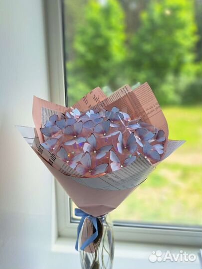 Букет из декоративных бабочек
