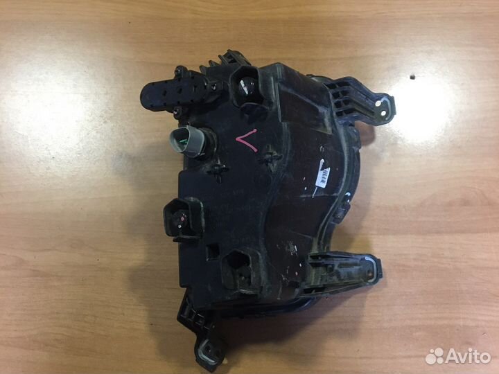 Птф левая Hyundai Grand Santa Fe 2013 - 2018