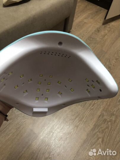 Лампа для ногтей