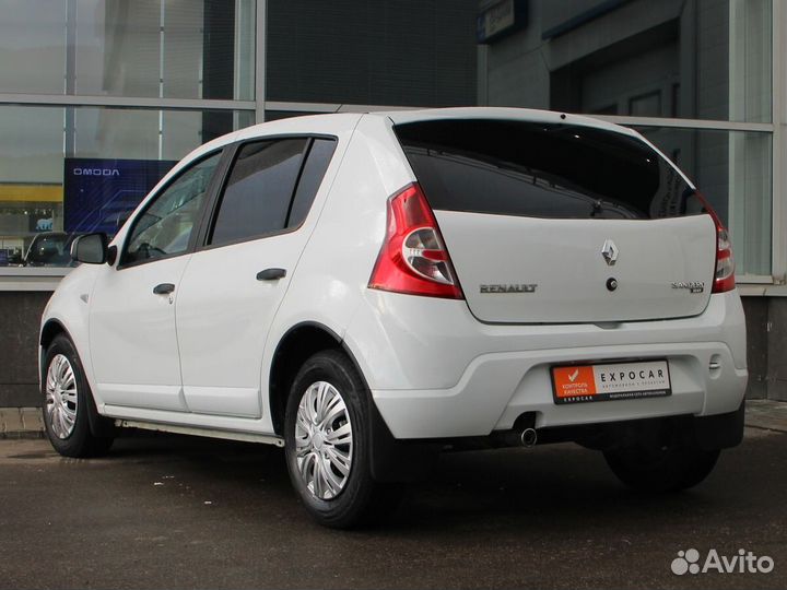 Renault Sandero 1.6 AT, 2011, 118 000 км