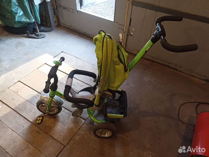 Трехколесный велосипед