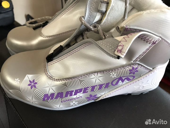 Ботинки лыжные