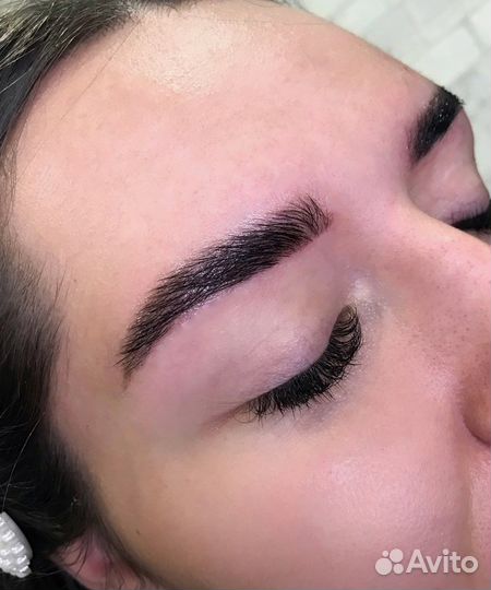 Мастер бровист