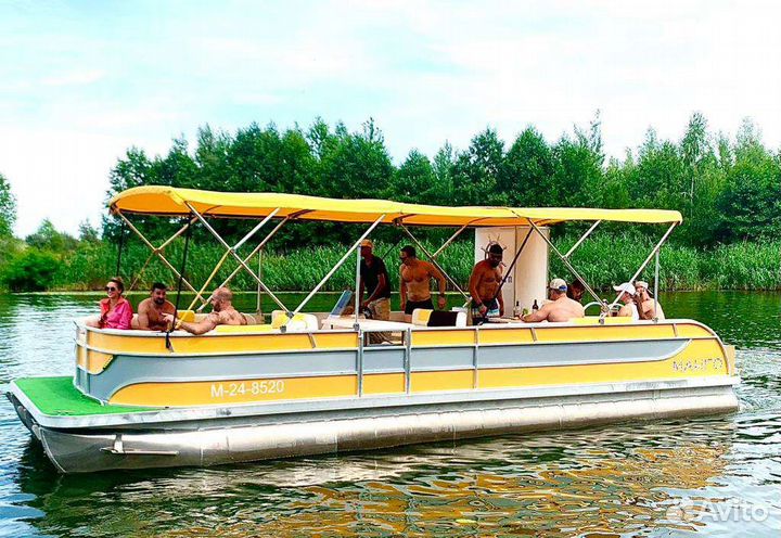 Прогулки по реке. Аренда катера