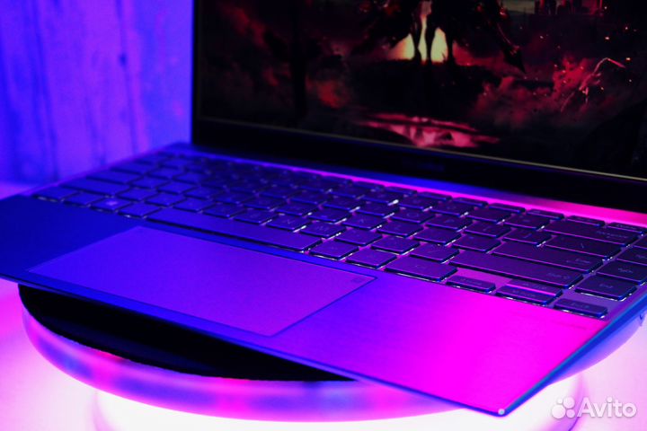 Мощный Asus ZenBook 6 ядер / Nvidia gddr6